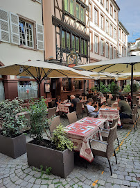 Atmosphère du Restaurant de spécialités alsaciennes Muensterstuewel à Strasbourg - n°4