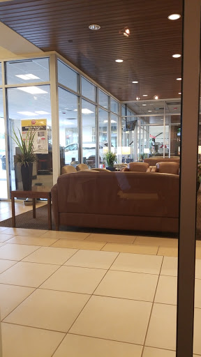 Toyota Dealer «Doxon Toyota of Auburn», reviews and photos, 3405 Auburn Way N, Auburn, WA 98002, USA