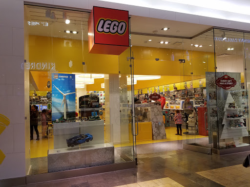 Toy Store «The LEGO Store», reviews and photos, 55 W County Center Dr, Des Peres, MO 63131, USA