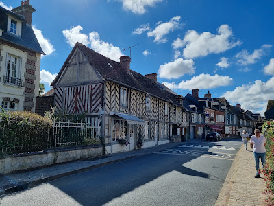 Boutique de créateur Voisin Martine à Beuvron-en-Auge