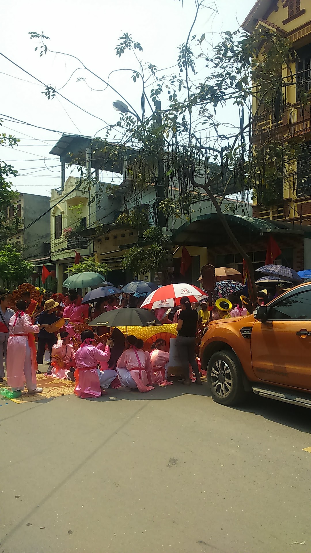 Cây Xăng Đông Mỹ