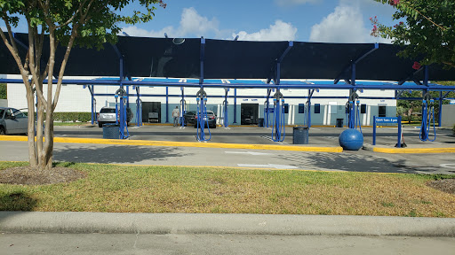 Car Wash «BlueWave Express Car Wash», reviews and photos, 1665 Eldridge Pkwy, Houston, TX 77077, USA