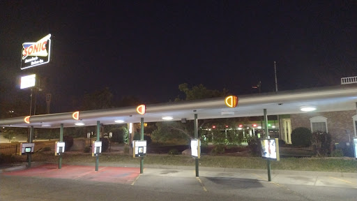 Fast Food Restaurant «Sonic Drive-In», reviews and photos, 1960 Suburban Ave, St Paul, MN 55119, USA