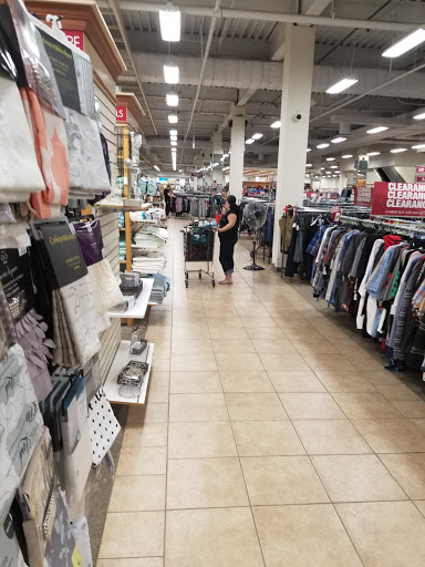 Clothing Store «Burlington Coat Factory», reviews and photos, 24 Wayne Hills Mall, Wayne, NJ 07470, USA