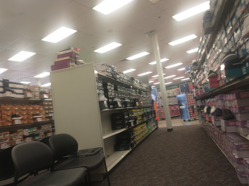 Shoe Store «Shoe Carnival», reviews and photos, 955 Ann St, Montgomery, AL 36107, USA