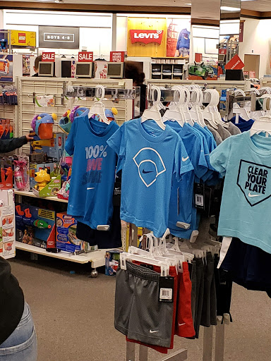 Shopping Mall «North Andover Mall», reviews and photos, 350 Winthrop Ave, North Andover, MA 01845, USA