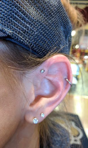 Tattoo Shop «Queen City Classic Tattoos», reviews and photos, 1323 Wabash Ave, Terre Haute, IN 47807, USA