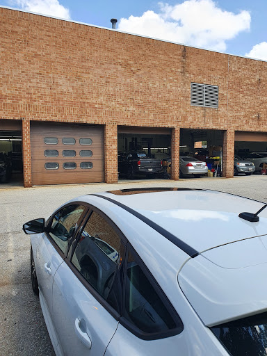 Auto Body Shop «DARCARS Toyota Collision Center», reviews and photos, 12000 Tech Rd, Silver Spring, MD 20904, USA