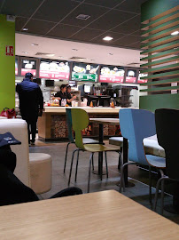 Atmosphère du Restauration rapide McDonald's à Vitrolles - n°17