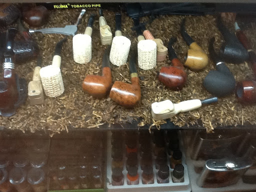 Vaporizer Store «Arlington Vape Tobacco & Hookah», reviews and photos, 1201 S Hayes St, Arlington, VA 22202, USA