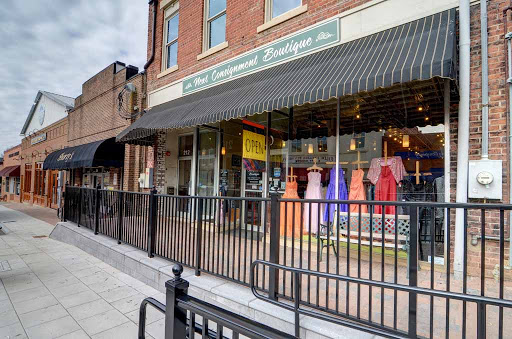 Consignment Shop «Next Consignment Boutique», reviews and photos, 210 S White St, Wake Forest, NC 27587, USA