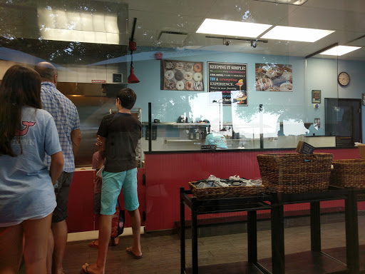 Donut Shop «Duck Donuts», reviews and photos, 2511 N Harrison St, Arlington, VA 22207, USA