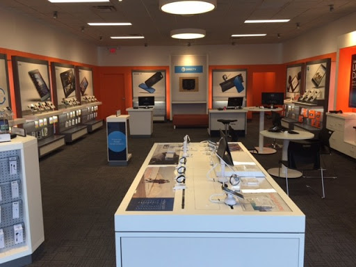 Cell Phone Store «AT&T Authorized Retailer», reviews and photos, 6876 Cincinnati Dayton Rd, Liberty Township, OH 45044, USA