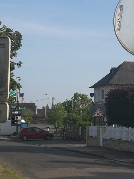 Aire Camping-car - Saint-Cyr-du-Ronceray à Valorbiquet (Calvados 14)