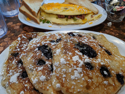 Cafe «The Feed Store», reviews and photos, 301 Ave A, Port Neches, TX 77651, USA