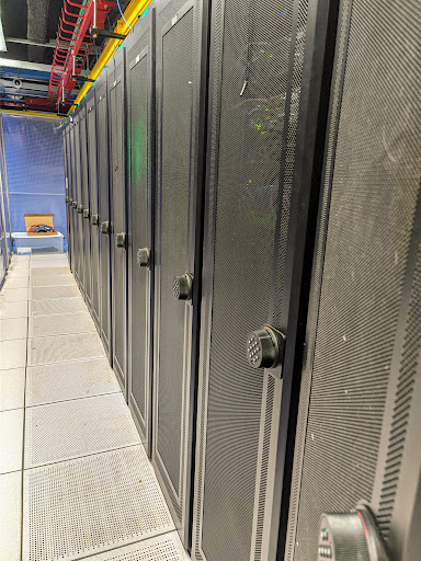 Equinix Data Center image