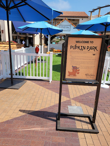 Outlet Mall «Outlets at San Clemente», reviews and photos, 101 W Avenida Vista Hermosa #190, San Clemente, CA 92672, USA