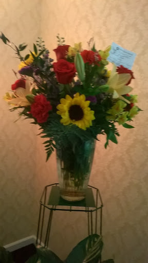 Florist «F R Brice Florist», reviews and photos, 901 Teall Ave, Syracuse, NY 13206, USA