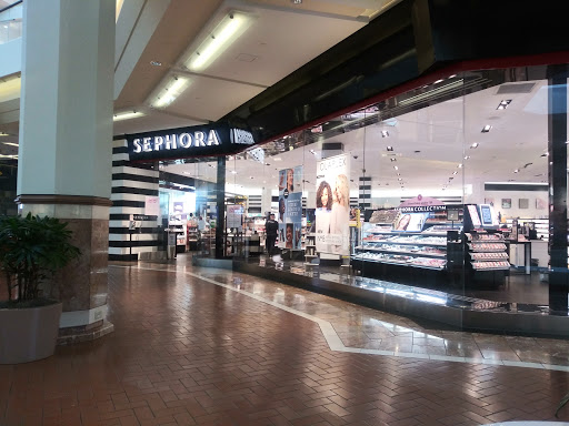 Cosmetics Store «SEPHORA», reviews and photos, 3333 Bear St #213, Costa Mesa, CA 92626, USA