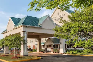 Country Inn & Suites by Radisson, Chester, VA image