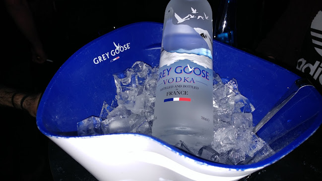 Opinii despre Mylos Club în Πετρούπολη - Νυχτερινό κέντρο