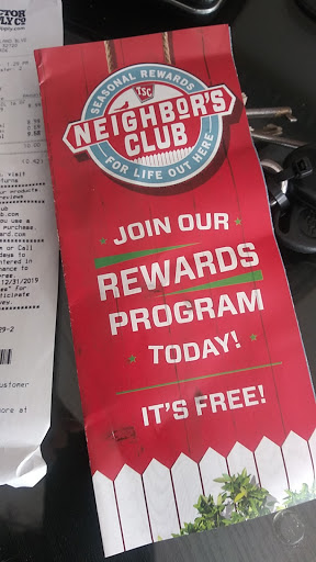 Home Improvement Store «Tractor Supply Co.», reviews and photos, 2300 N Woodland Blvd, DeLand, FL 32720, USA