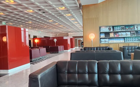 Qantas International First Lounge Melbourne image