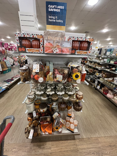 Department Store «HomeGoods», reviews and photos, 920 Springfield Rd, Union, NJ 07083, USA