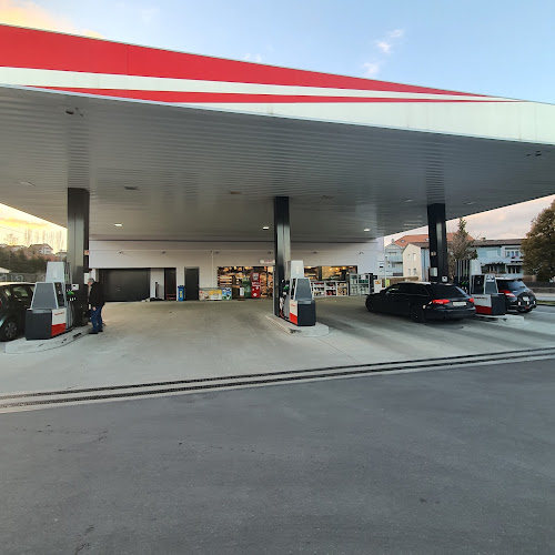 avec | Voegtlin-Meyer Tankstelle - Biel