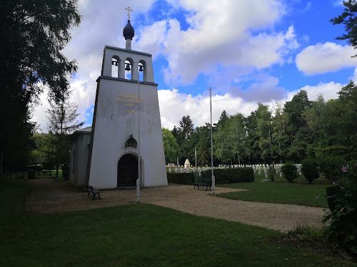 Eglise russe à Saint-Hilaire-le-Grand