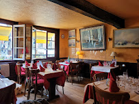 Atmosphère du Restaurant français Le Corsaire à Honfleur - n°1