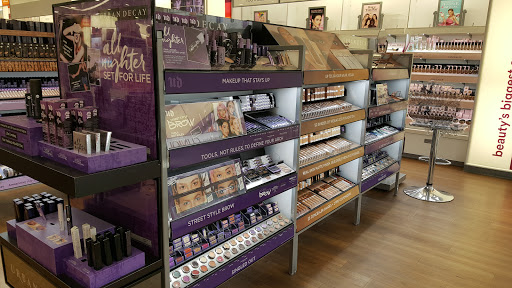Hair Salon «Ulta Beauty», reviews and photos, 24235 Magic Mountain Pkwy, Valencia, CA 91355, USA
