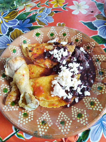 Comida muy rica - Morelos 128, 79950 San Martín Chalchicuautla, S.L.P., Mexico