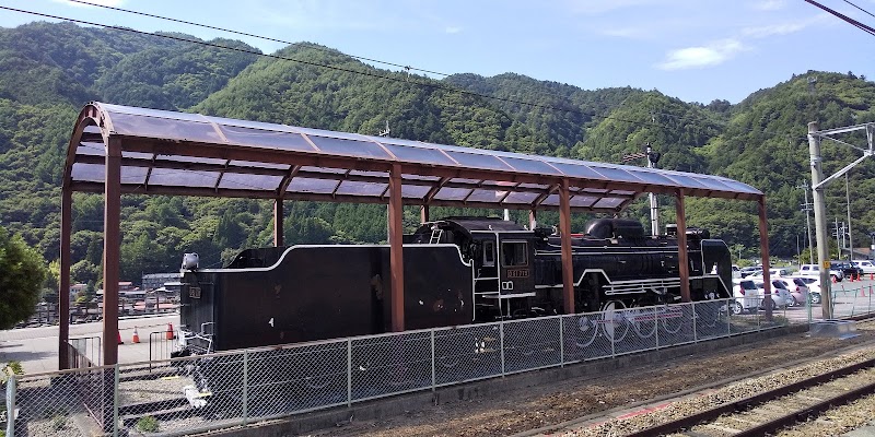 蒸気機関車 D51 775号機