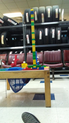 Tire Shop «Gateway Tire & Service Center», reviews and photos, 407 S James Campbell Blvd, Columbia, TN 38401, USA