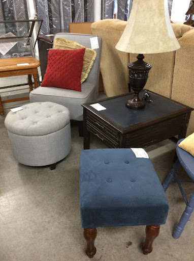 Thrift Store «Stuff Etc», reviews and photos, 2818 Commerce Dr, Coralville, IA 52241, USA