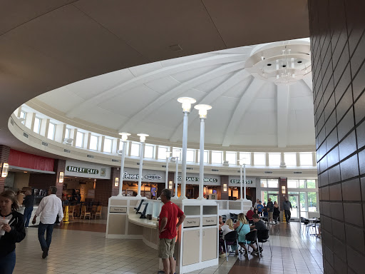 Coffee Shop «Starbucks», reviews and photos, 2000 E Edgerton Rd, Broadview Heights, OH 44147, USA