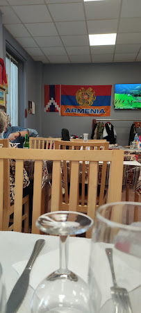 Atmosphère du Restaurant arménien Maison de la culture Arménienne à Paris - n°2