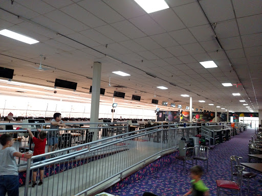 Sports Complex «Waterford Lanes», reviews and photos, 7100 Cooley Lake Rd, Waterford Twp, MI 48327, USA