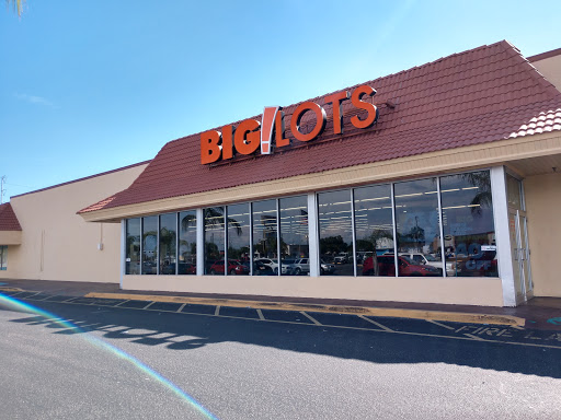 Big Lots, 7600 Starkey Rd, Seminole, FL 33777, USA, 