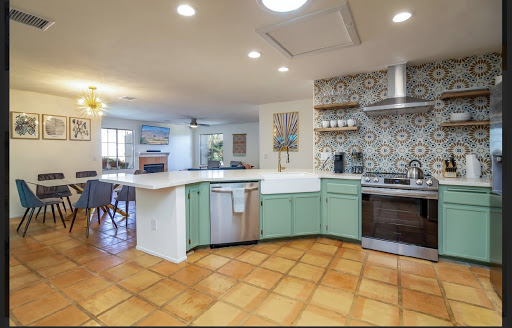 Janitorial Service «Queen Bee Services / La Quinta Home Cleaning», reviews and photos, 51685 Avenida Herrera, La Quinta, CA 92253, USA