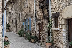 TOURRETTES SUR LOUP - CENTRE VILLAGE image