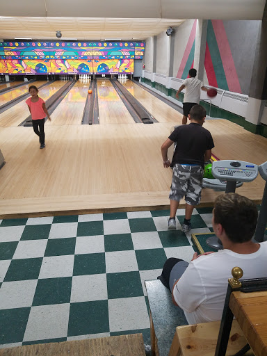 Bowling Alley «Abbott Bowling Center», reviews and photos, 1840 Abbott Rd, Lackawanna, NY 14218, USA
