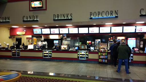 Movie Theater «Regal Cinemas Beaver Creek 12», reviews and photos, 1441 Beaver Creek Commons Dr, Apex, NC 27502, USA
