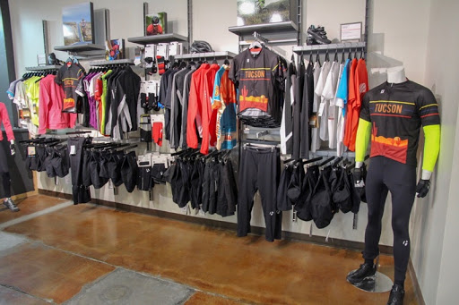 Bicycle Store «Trek Bicycle Store», reviews and photos, 1800 E Fort Lowell Rd #100, Tucson, AZ 85719, USA