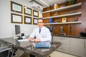 Dr Thiago da Cunha Casas - Ortopedia e Traumatologia - Especialista em Coluna image