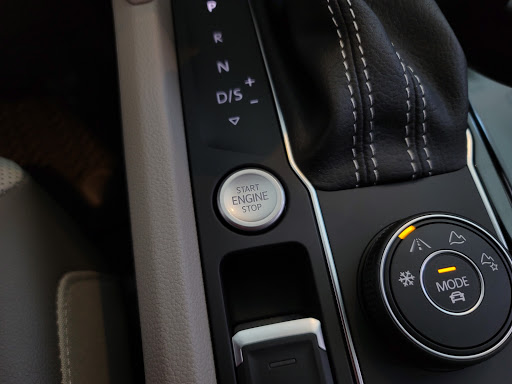 Volkswagen Dealer «Sutliff Volkswagen», reviews and photos, 1301 Paxton St, Harrisburg, PA 17104, USA