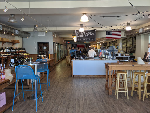 Oyster Bar Restaurant «Triton Craft Beer and Oyster Bar», reviews and photos, 308 Centre St, Beach Haven, NJ 08008, USA