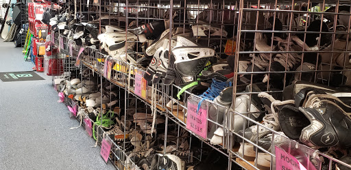 Sporting Goods Store «Play It Again Sports», reviews and photos, 15 S Main St, West Hartford, CT 06107, USA