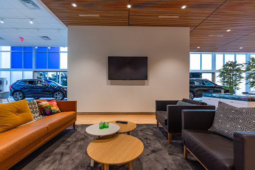 Car Dealer «Volvo of Tampa», reviews and photos, 6008 N Dale Mabry Hwy, Tampa, FL 33614, USA